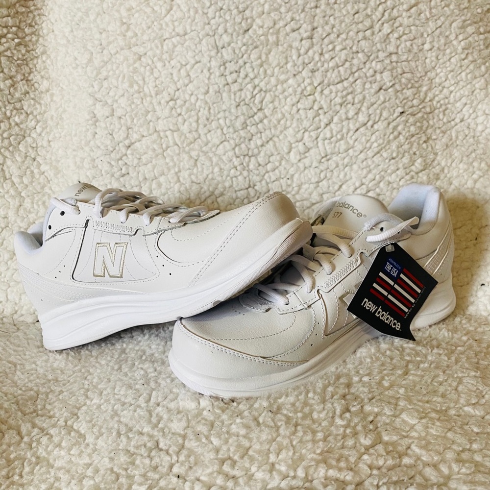 New Balance 577